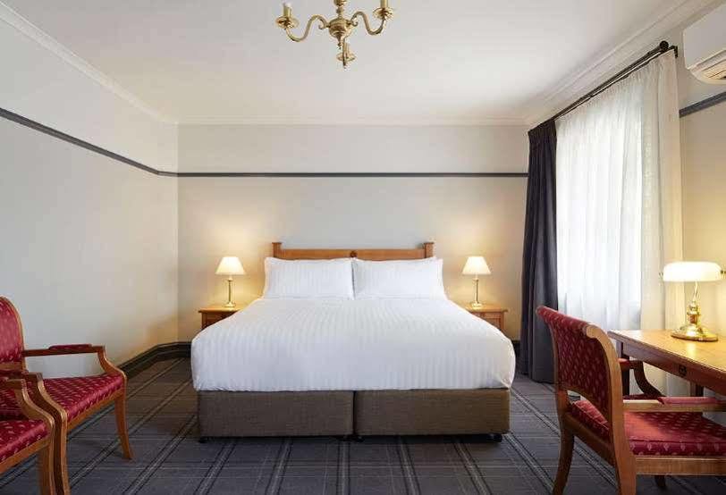 Brassey Hotel - Managed By Doma Hotels Канберра Экстерьер фото